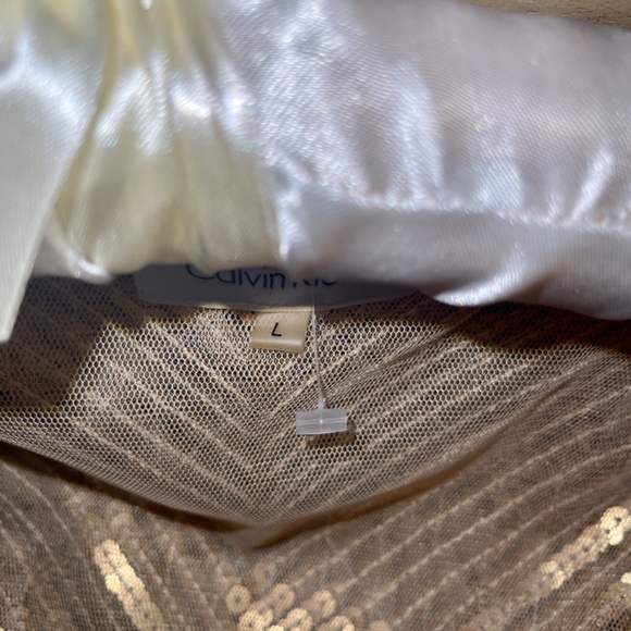 CALVIN KLEIN GOLD SEQUINED JACKET - Picture 4 of 4